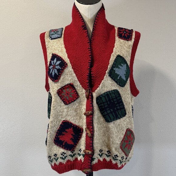 Vtg Bushwacker Womens Small Patchwork Holiday Sweater Vest Red Beige Button Knit - Picture 10 of 15